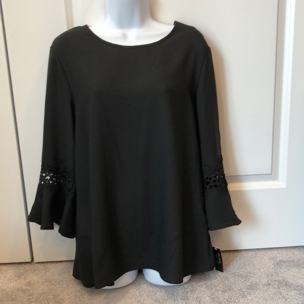 Zac and Rachel one button blouse